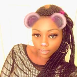 Meet your Posher, Danielle